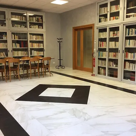 Figlie Maria Missionarie Affittacamere 4*